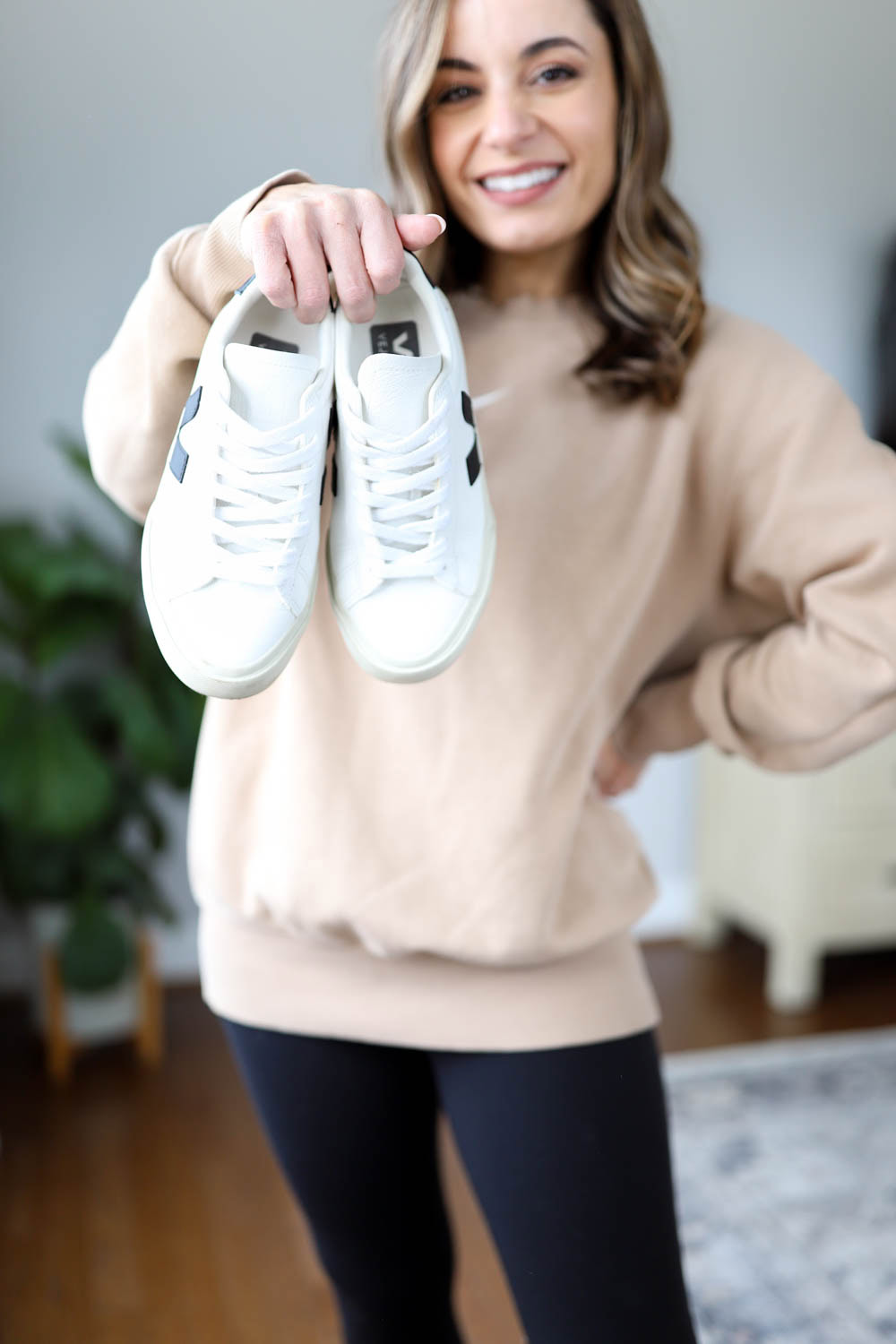 Veja Sneakers Campo v. Esplar Review Pumps & Push Ups