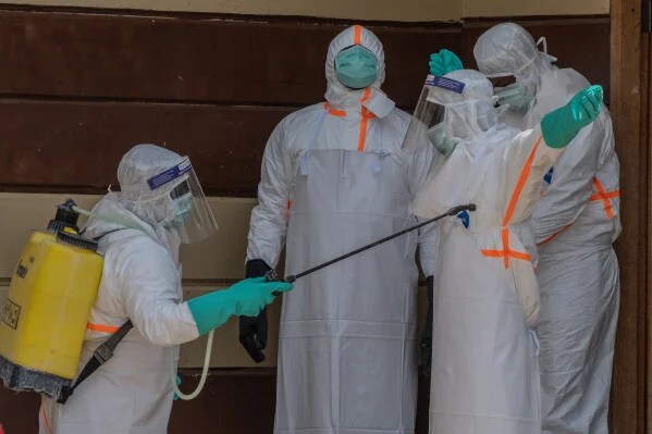 Ebola outbreak in Uganda, DR Congo hits 894 cases, 204 death