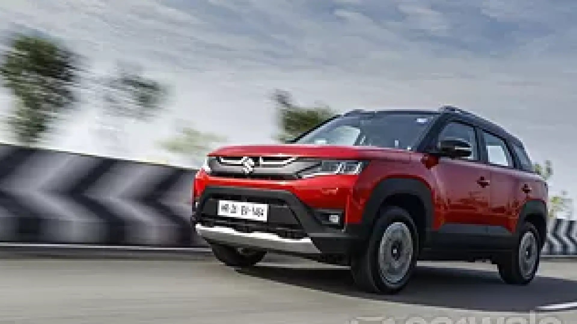 Drive Home Your Dream Maruti Suzuki Brezza's Top Model with Sunroof