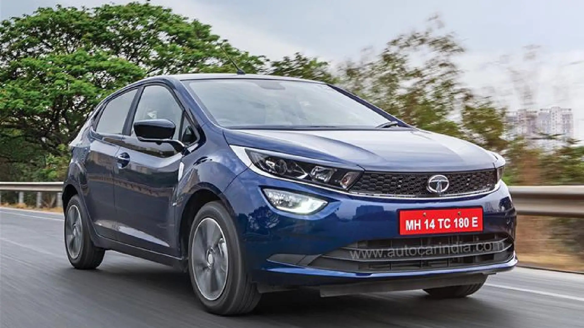 Affordable Sunroof Cars Under 10 Lakhs Luxury Features on a Budget