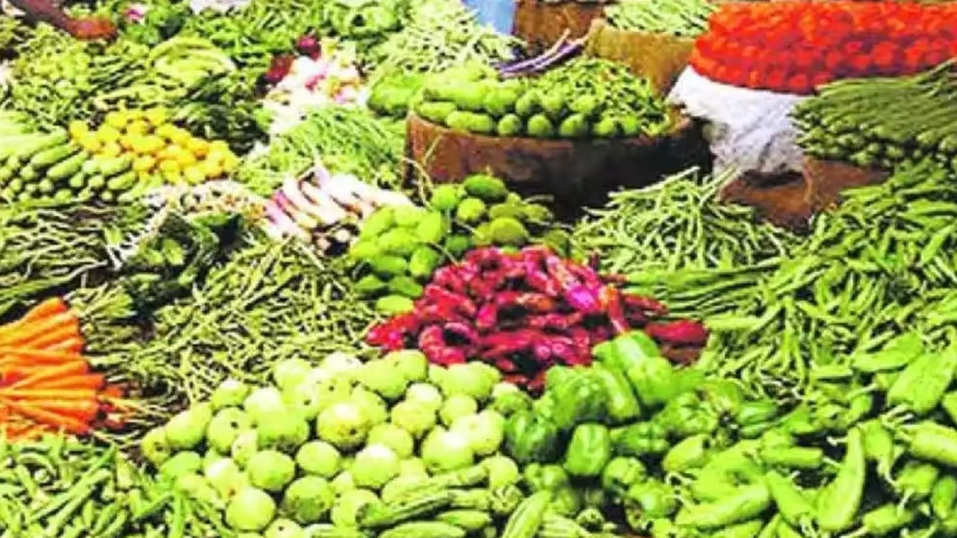 Pune Prices of green chillies, cucumber and capsicum reduce; Prices of