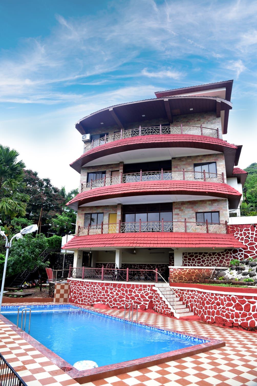 Eternal Villa 5 BHK Luxury Surrounded With Mountains In Khandala