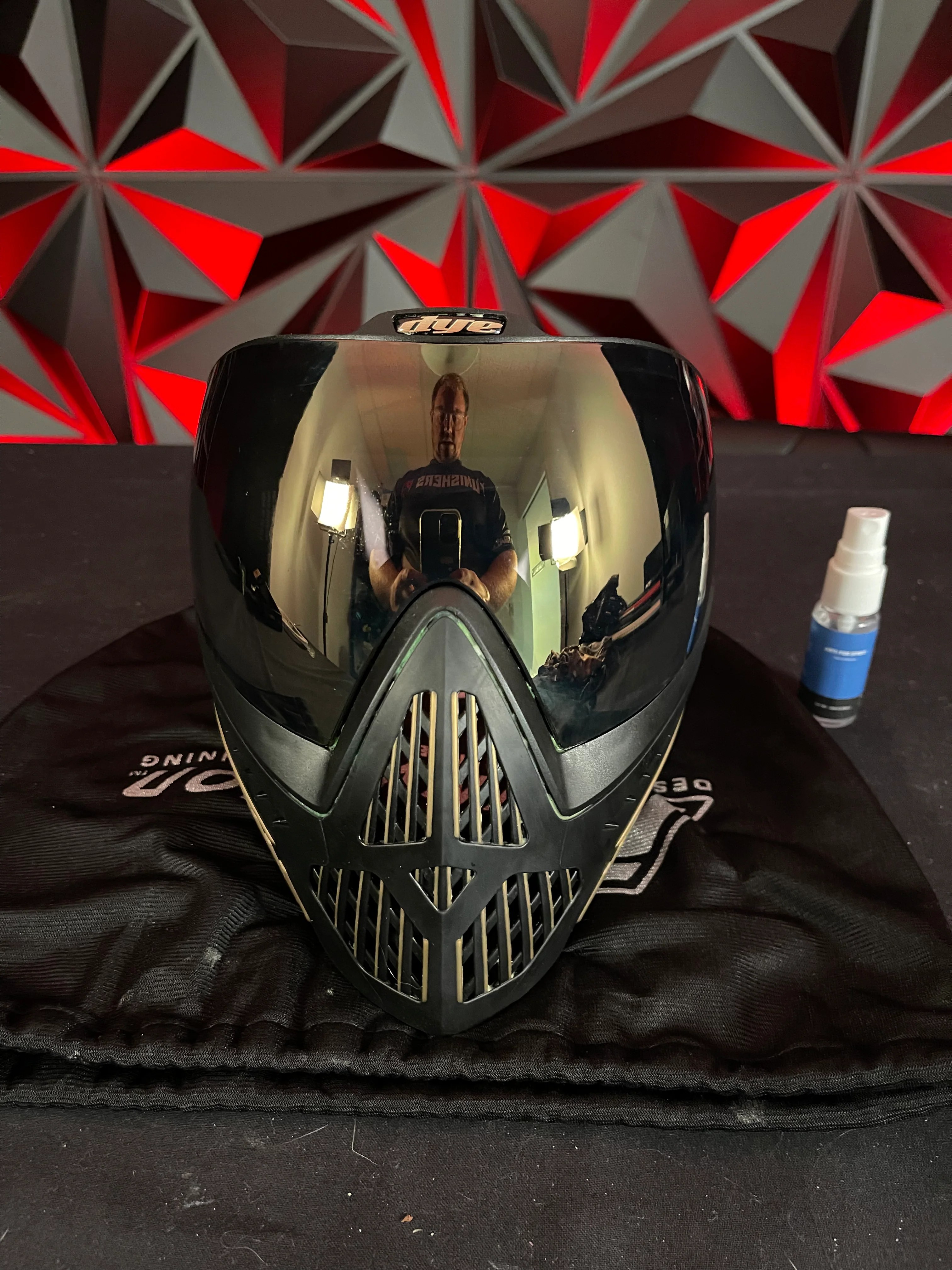 Used Dye I5 Paintball Goggle Onyx Gold Punishers Paintball