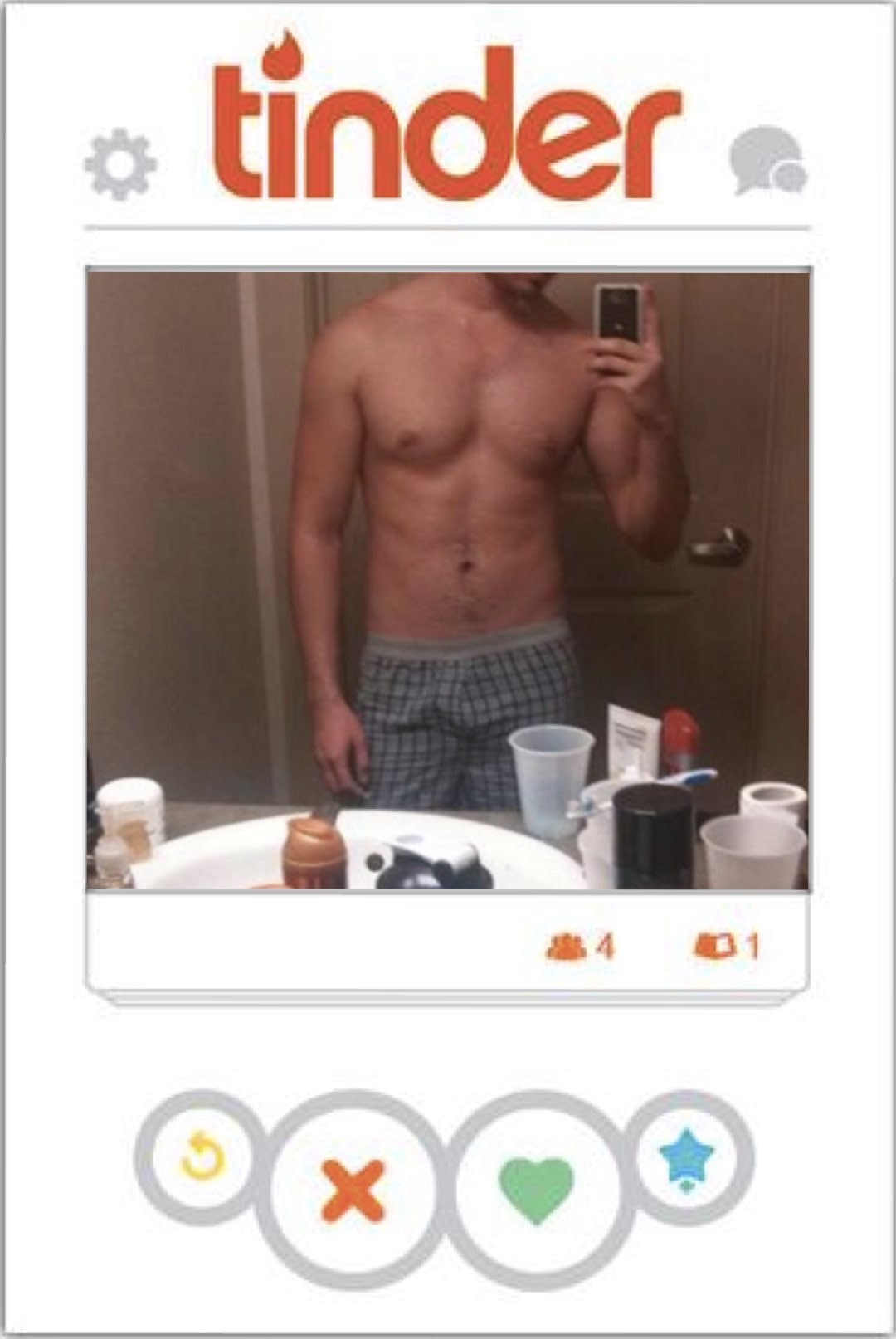 SWIPE RIGHT 12 Bio Pics Every Aussie Has Seen On Tinder