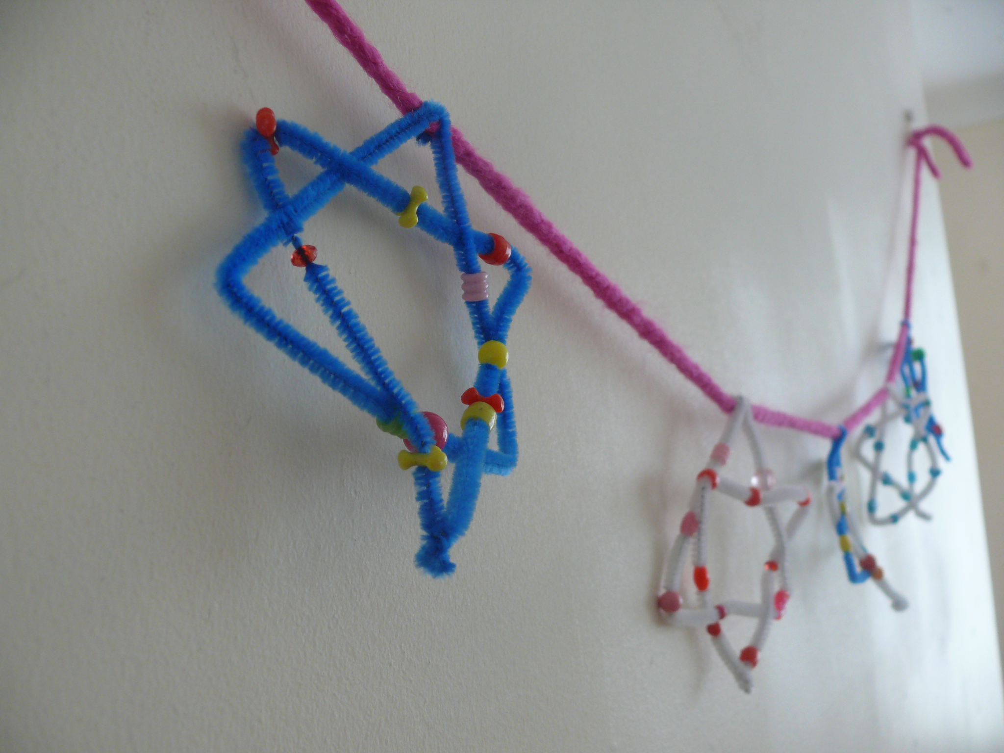 Beaded PipeCleaner Star of David Craft
