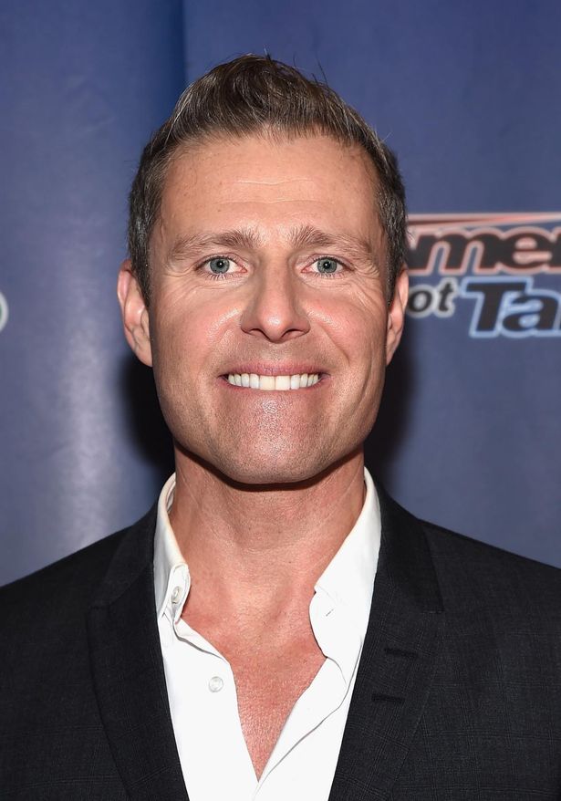 9 Famous Ventriloquist Comedians & Their Secrets