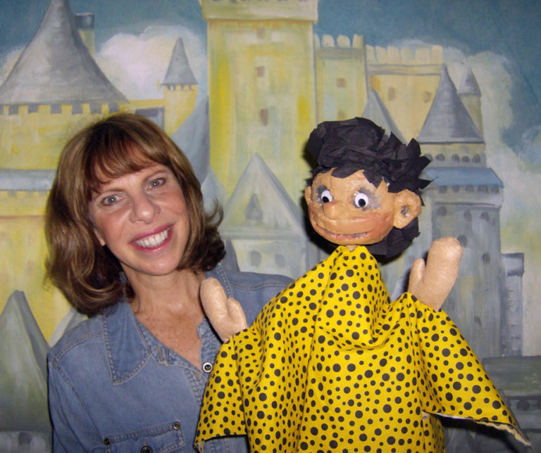 Demonstrations, Training Bits 'N Pieces Puppet Theatre