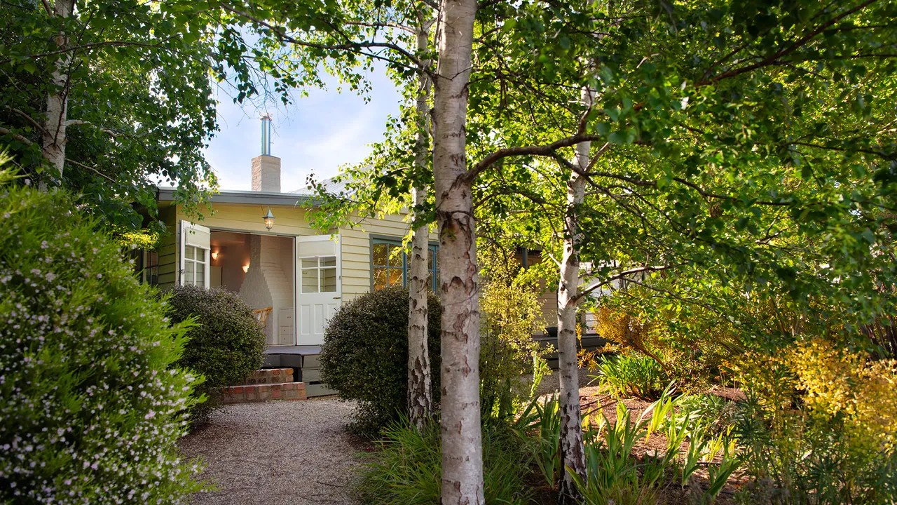 Standbridge House Dog Friendly in Daylesford Pupsy