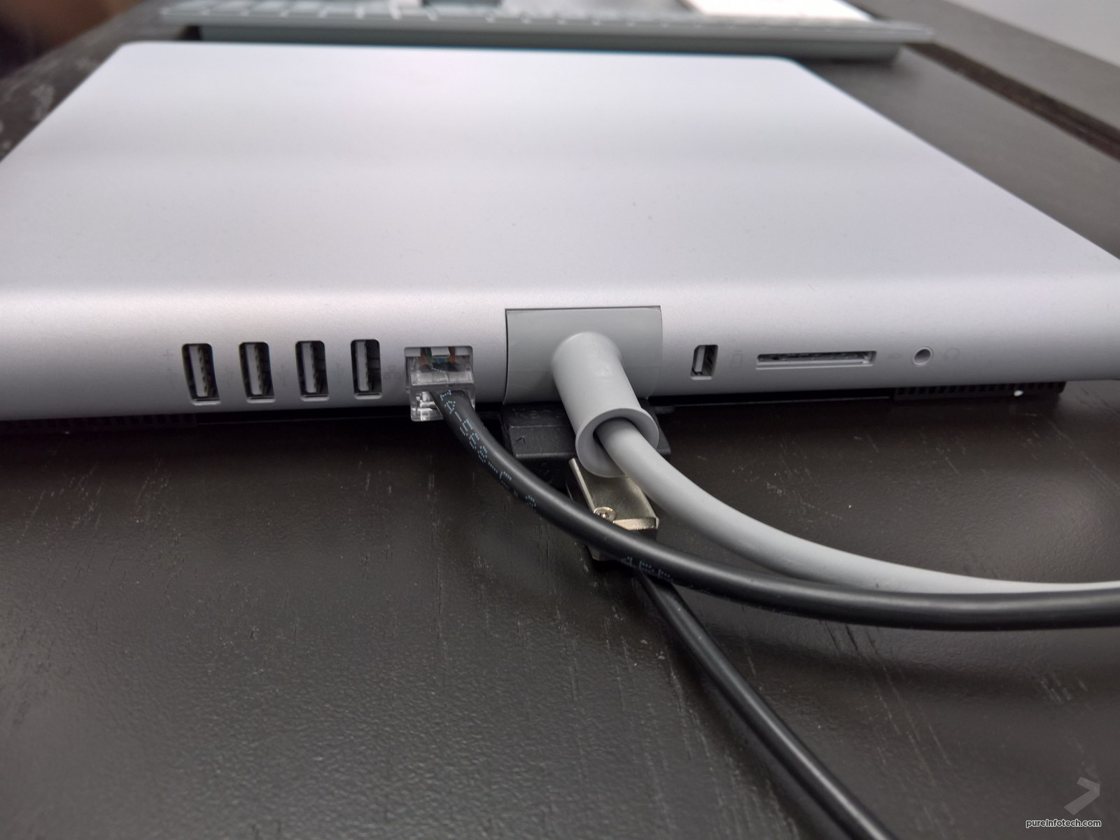 Microsoft Surface Studio full tech specs and features