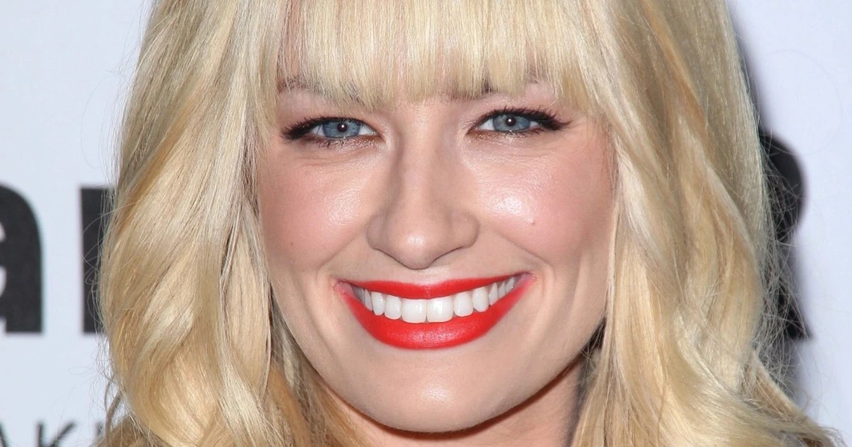 Beth Behrs Net Worth From '2 Broke Girls' To Riches
