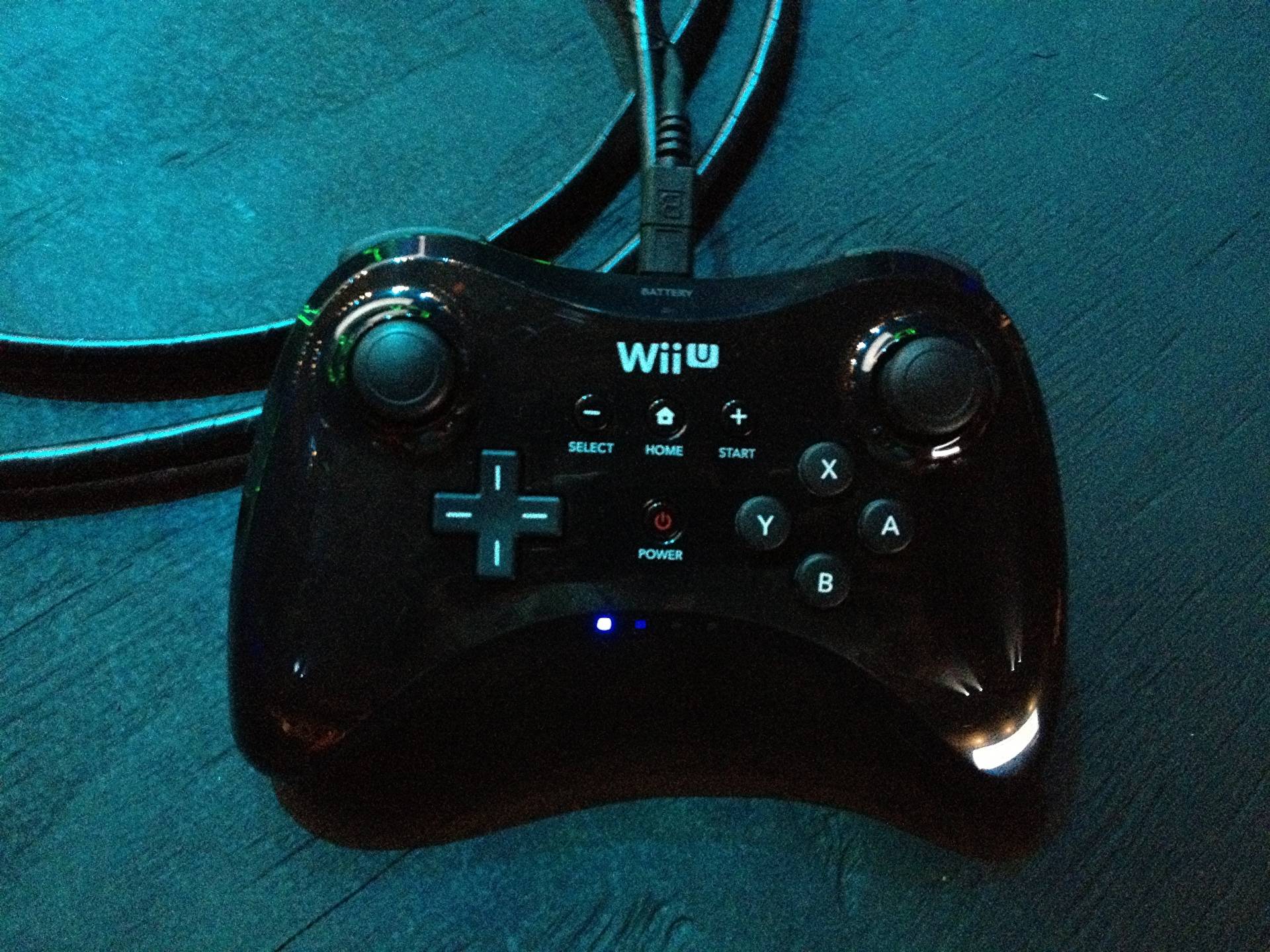 black Gamepad and Controller Pro show up at E3 2012 Pure Nintendo