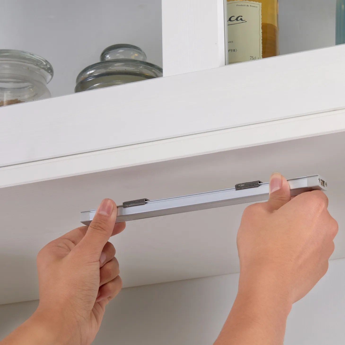 Smart ToolFree Under Lighting, Works with Alexa BLACK+DECKER