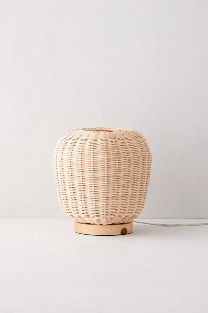 27 Stylish Boho Bedside Lamps and Lighting Options - Pursuit Decor