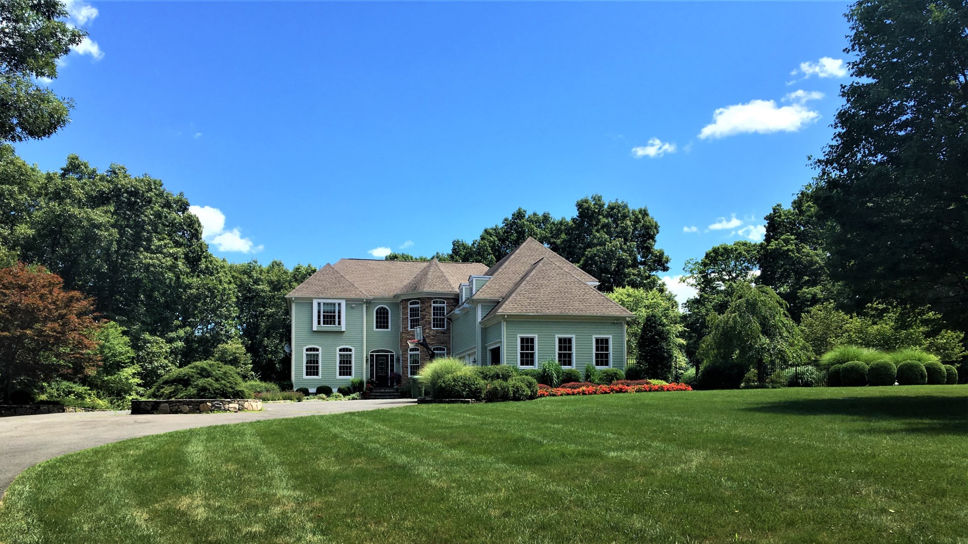 Sandy Hook, CT Putnam Landscape Associates