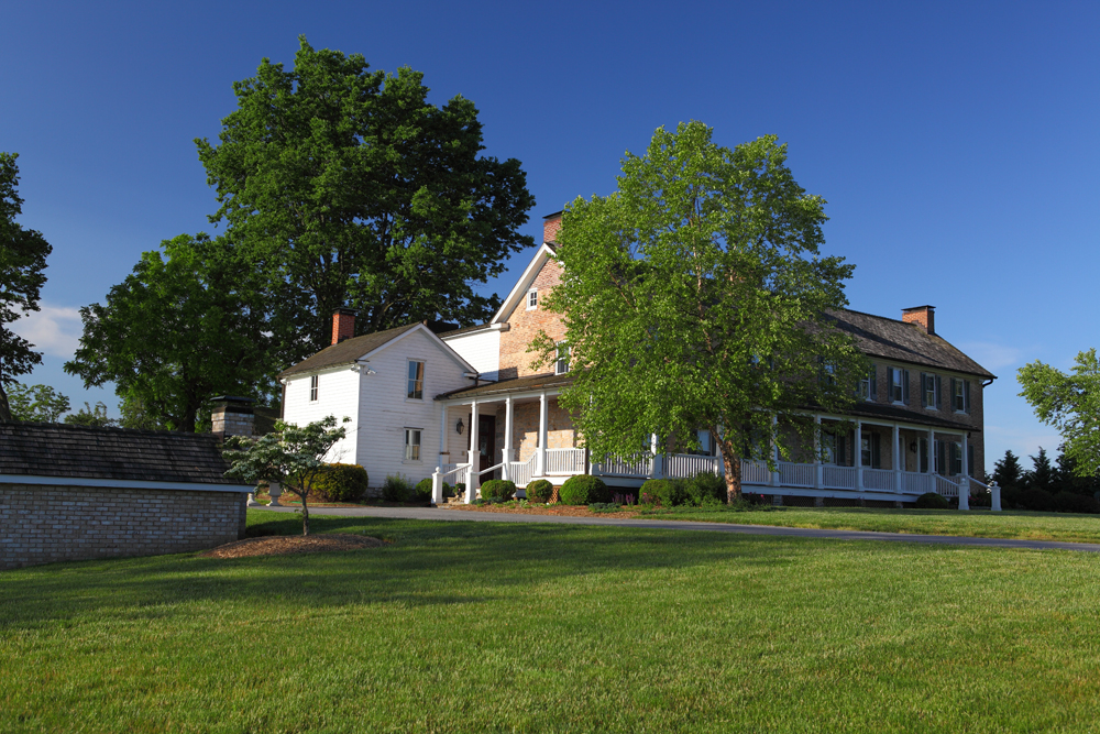 Walker's Overlook Putting on the Ritz