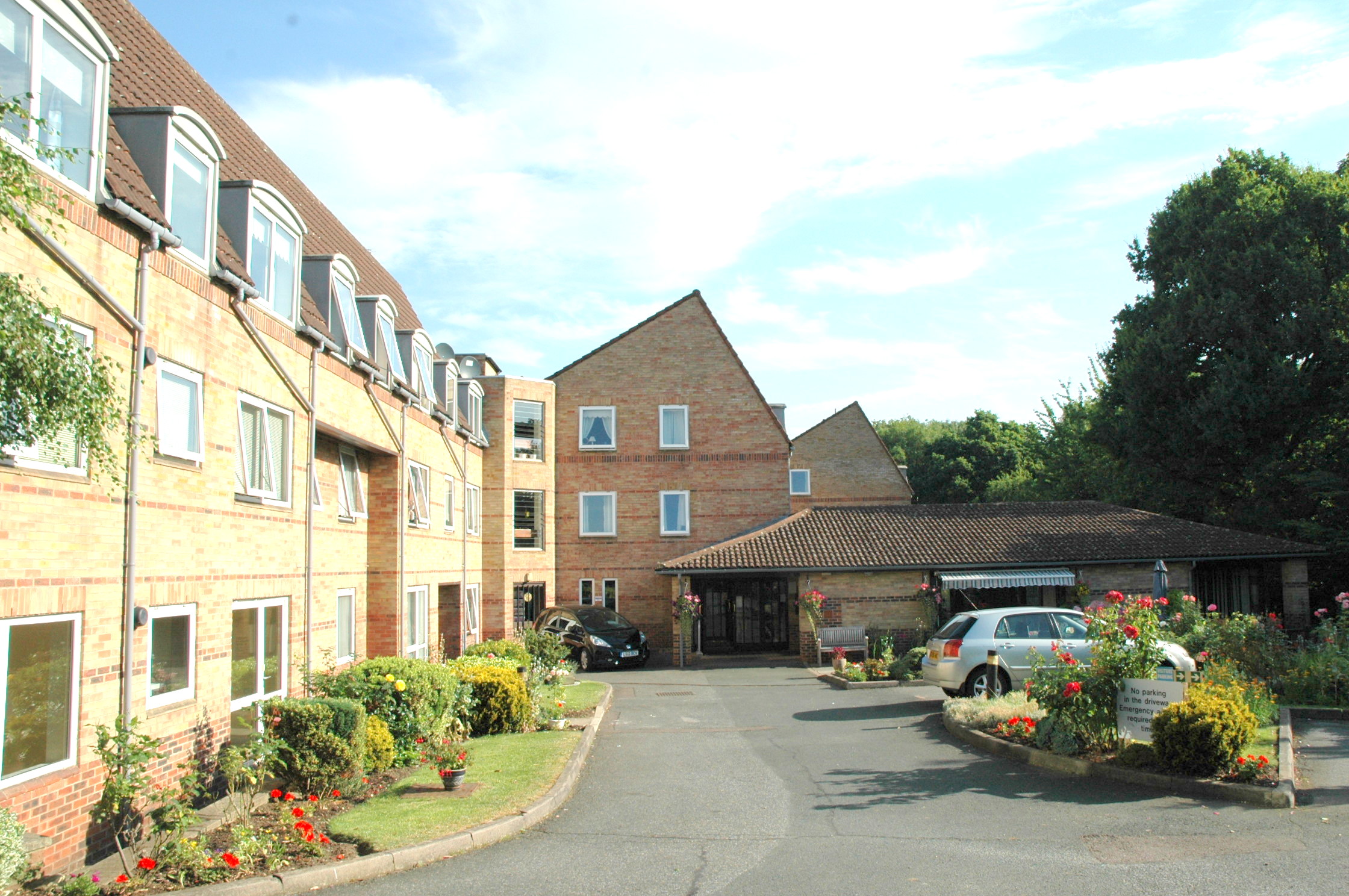 Homewillow Close, Grange Park, N21 2HJ Putts Estate Agents