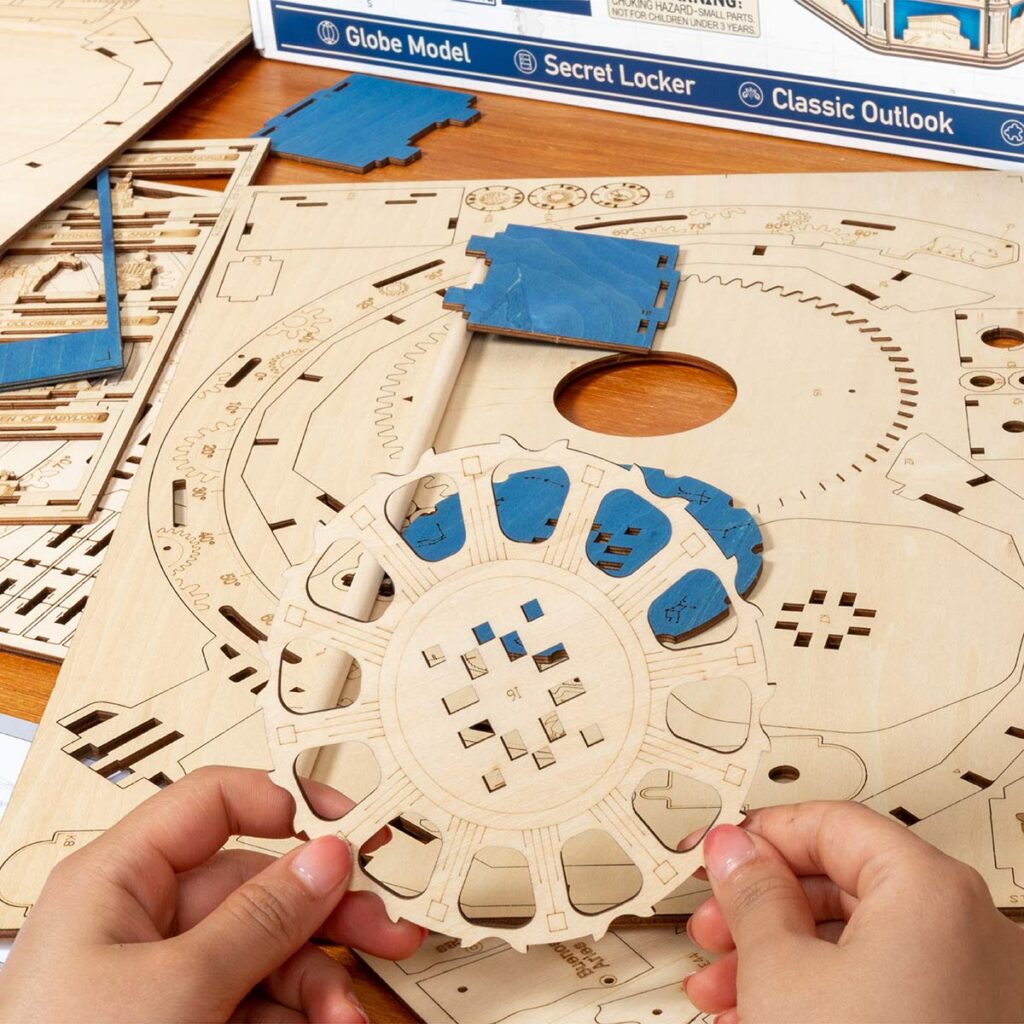ROKR «The Globe» Puzzle Score