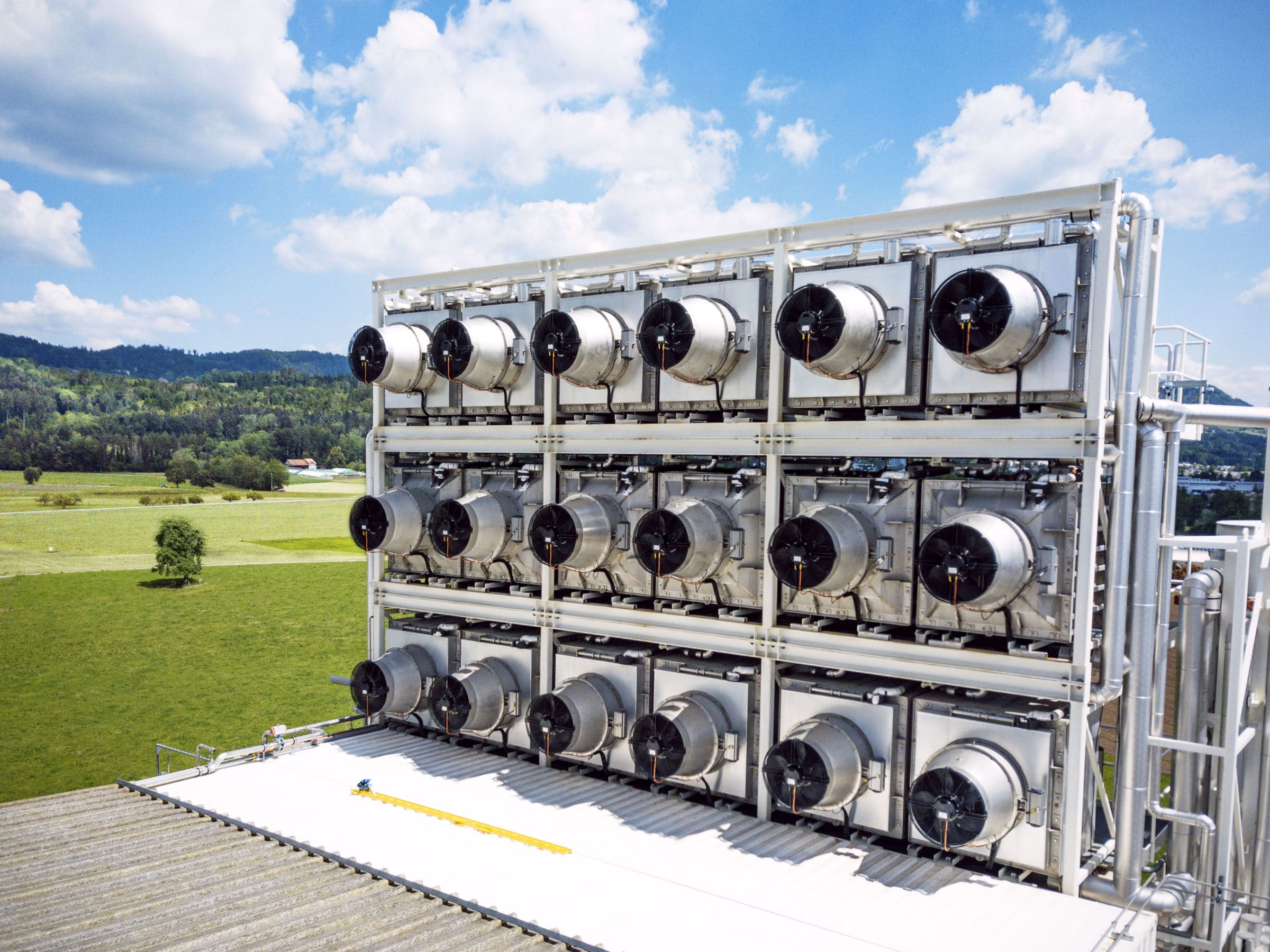 Climeworks just raised 75M to pull CO2 out of the atmosphere pv