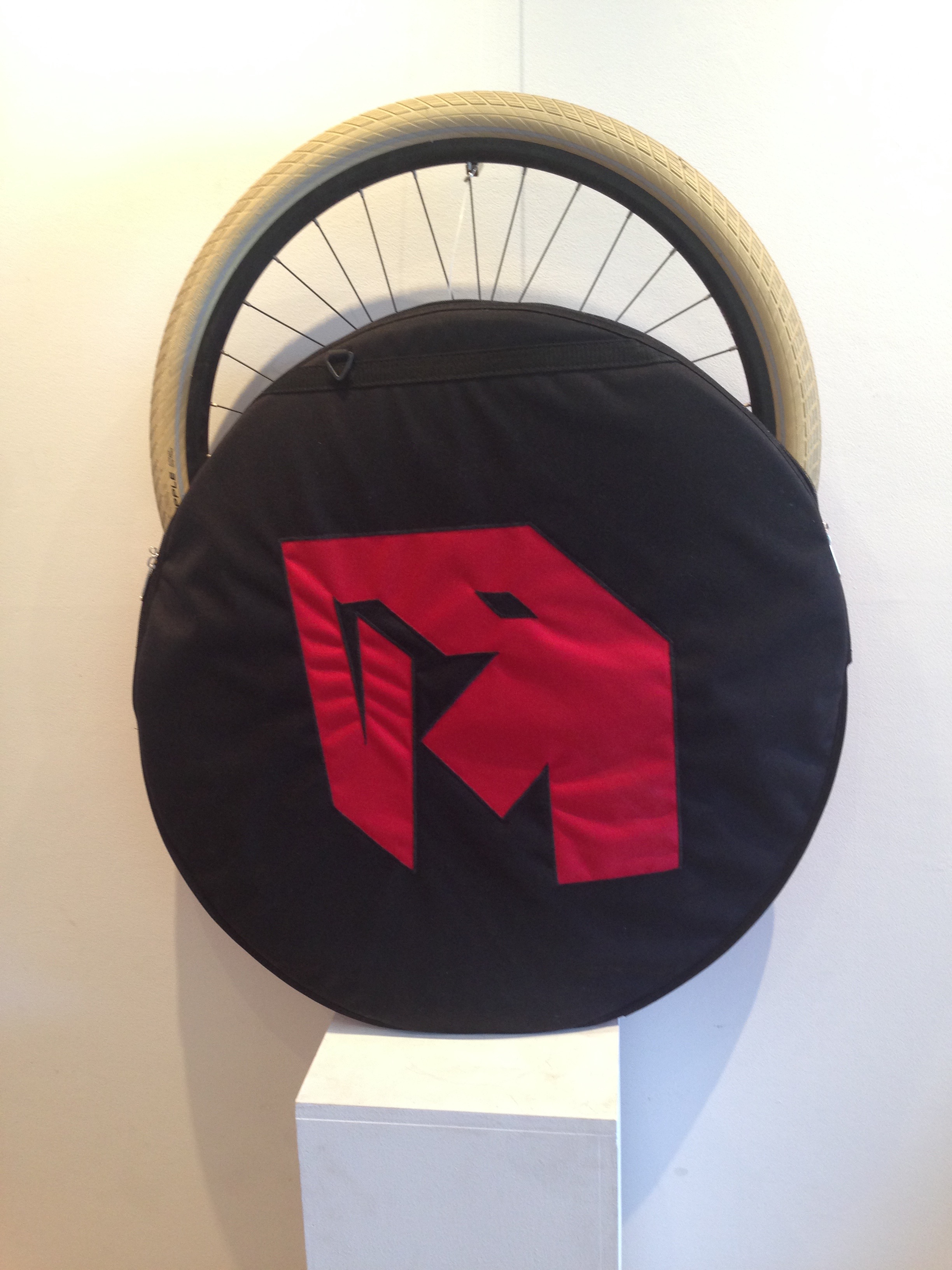 PADDED TRAVEL WHEEL BAG 2 PV1 DESIGN / SEW