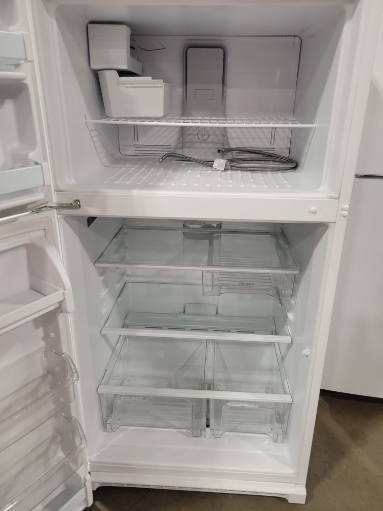 GTS18FBSARWW Used GE (General Electric Company) Refrigerator for Sale