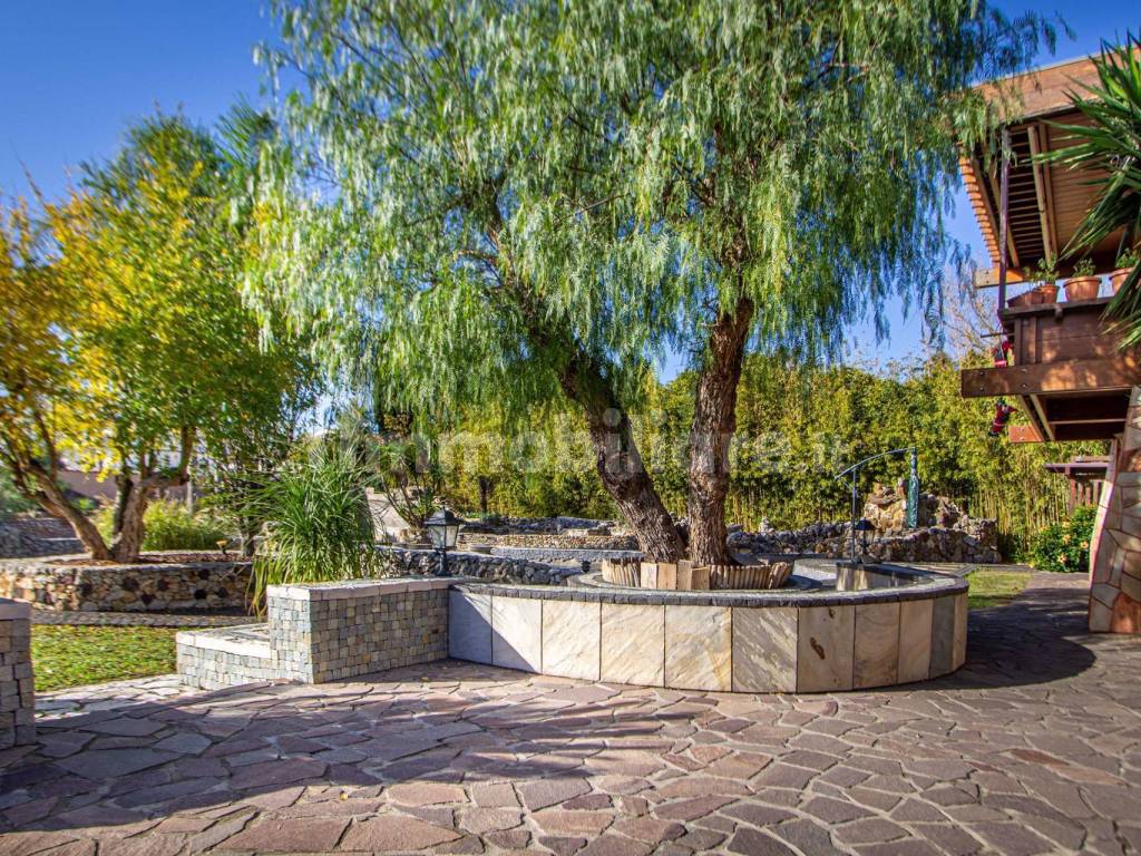 Sale Single family villa in via Giuseppe Micali Rome. Excellent