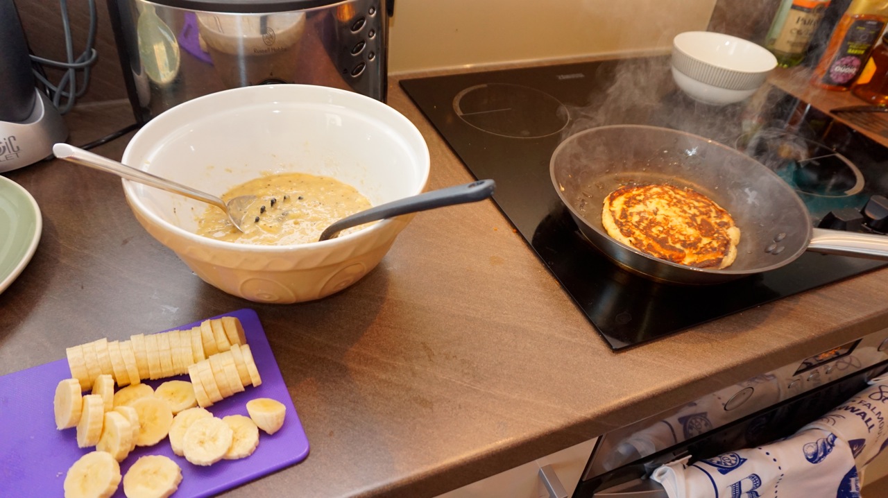 BANANA AND CHIA SEED PALEO PANCAKES