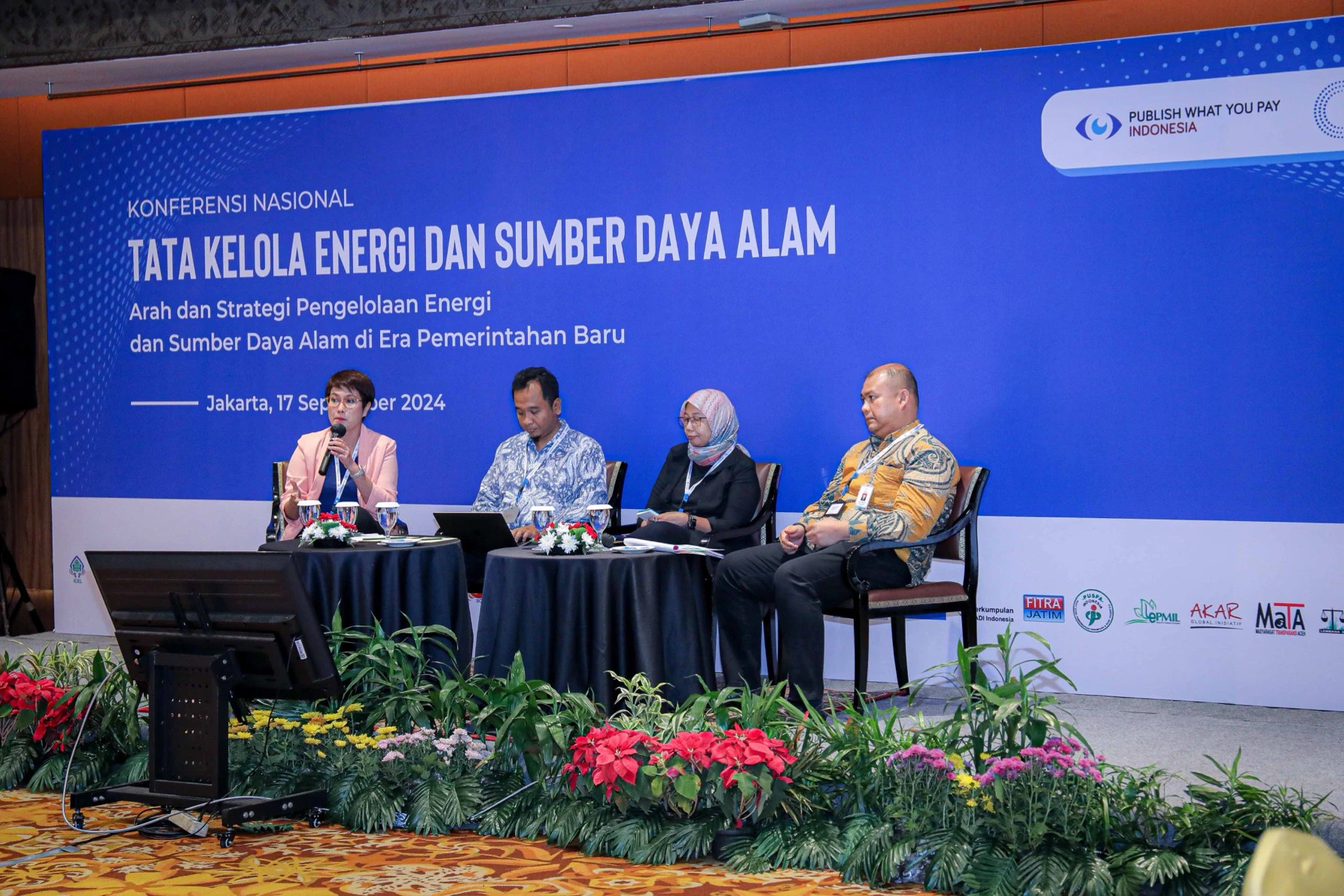 PWYP Indonesia National Conference Discusses Challenges of Energy and