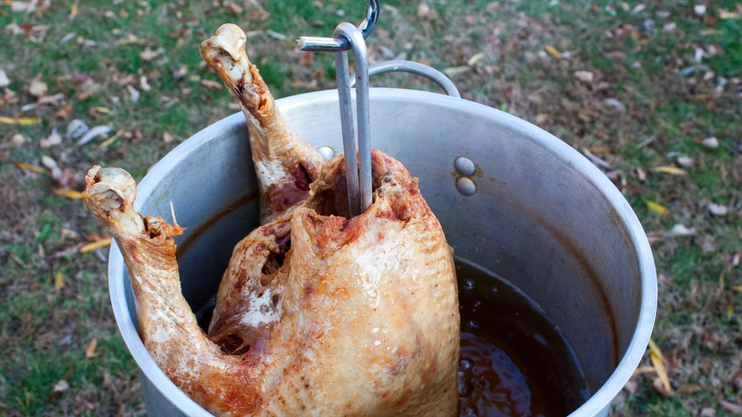 Deep Frying Your Turkey? Read This! – Pye-Barker Fire & Safety