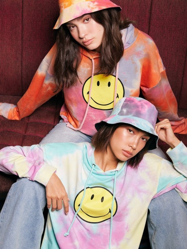 Pomelo x Smiley特别系列 ，传达正能量与乐观精神！