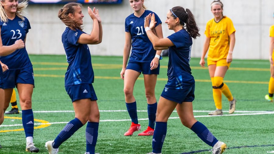 Quinnipiac Women's Soccer Locks Up No. 2 Seed in MAAC Playoffs Q30