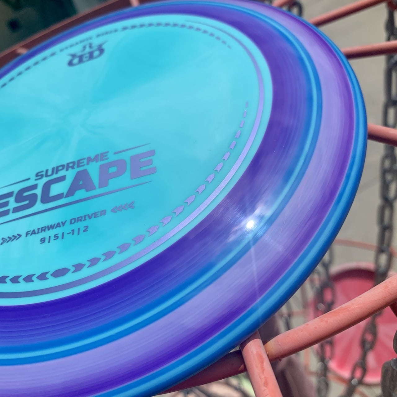 Dynamic Discs Supreme Escape 169g •