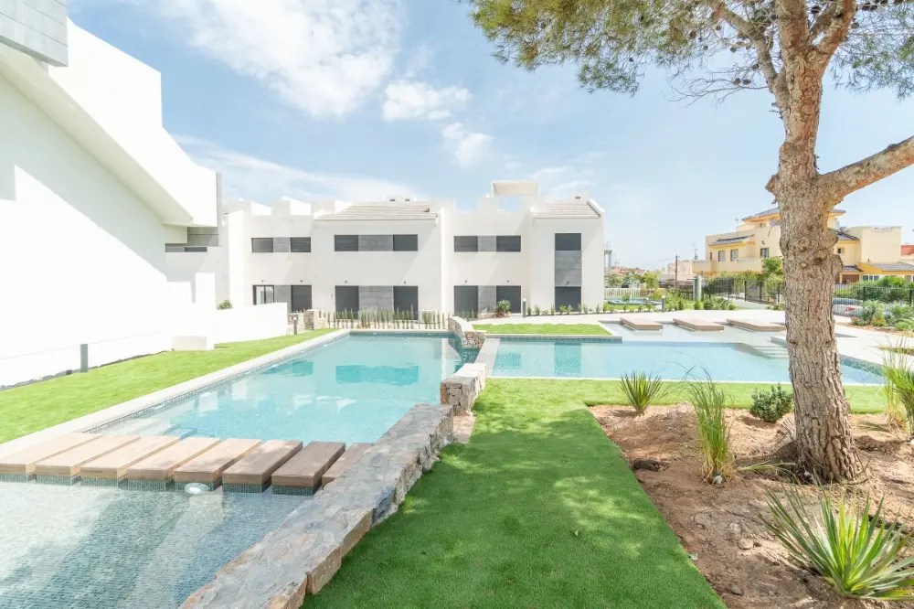 3 Bedroom Apartment for Sale in Torrevieja