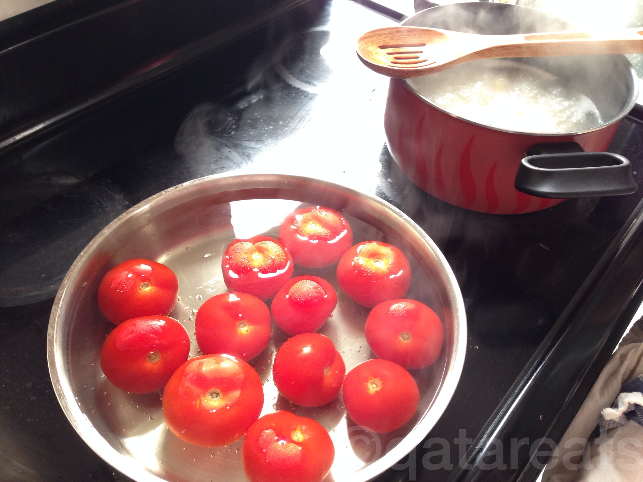 Qatar Eats Cooks Pasta Marinara and Pan Seared Scallops Qatar Eats