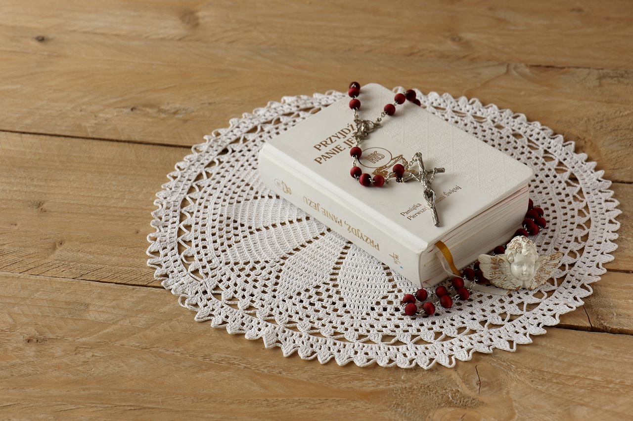 6 Meaningful Gifts for Your Quinceañera Q By DaVinci Blog