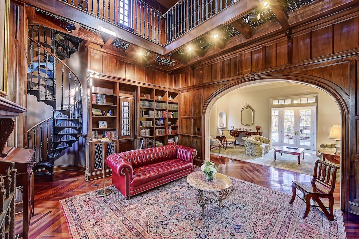 This Impressive Pellyn Wood Estate Listed by Tracy Davis and Reed