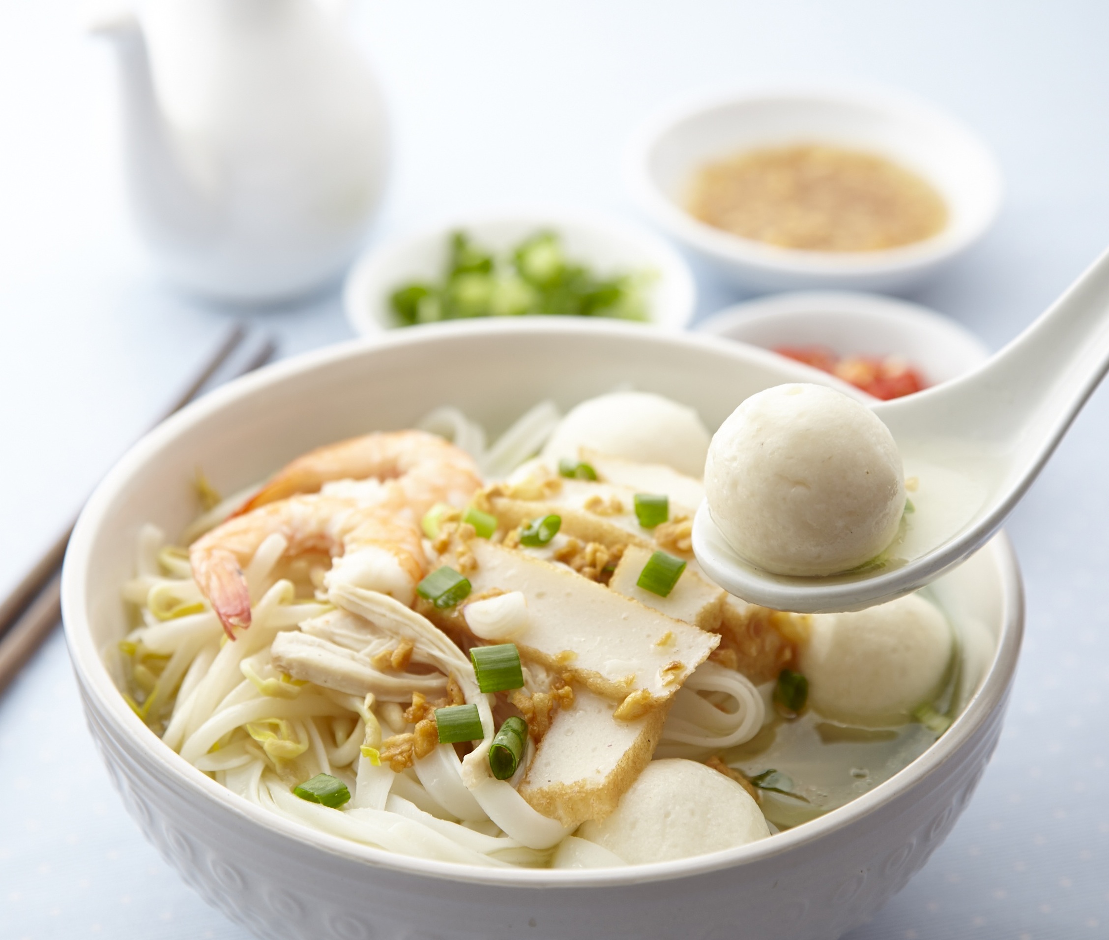 Chicken Kuey Teow Soup with Fish Cake & Fish Balls QL Kitchen