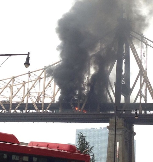 Truck fire shuts down lower level of Queensboro Bridge