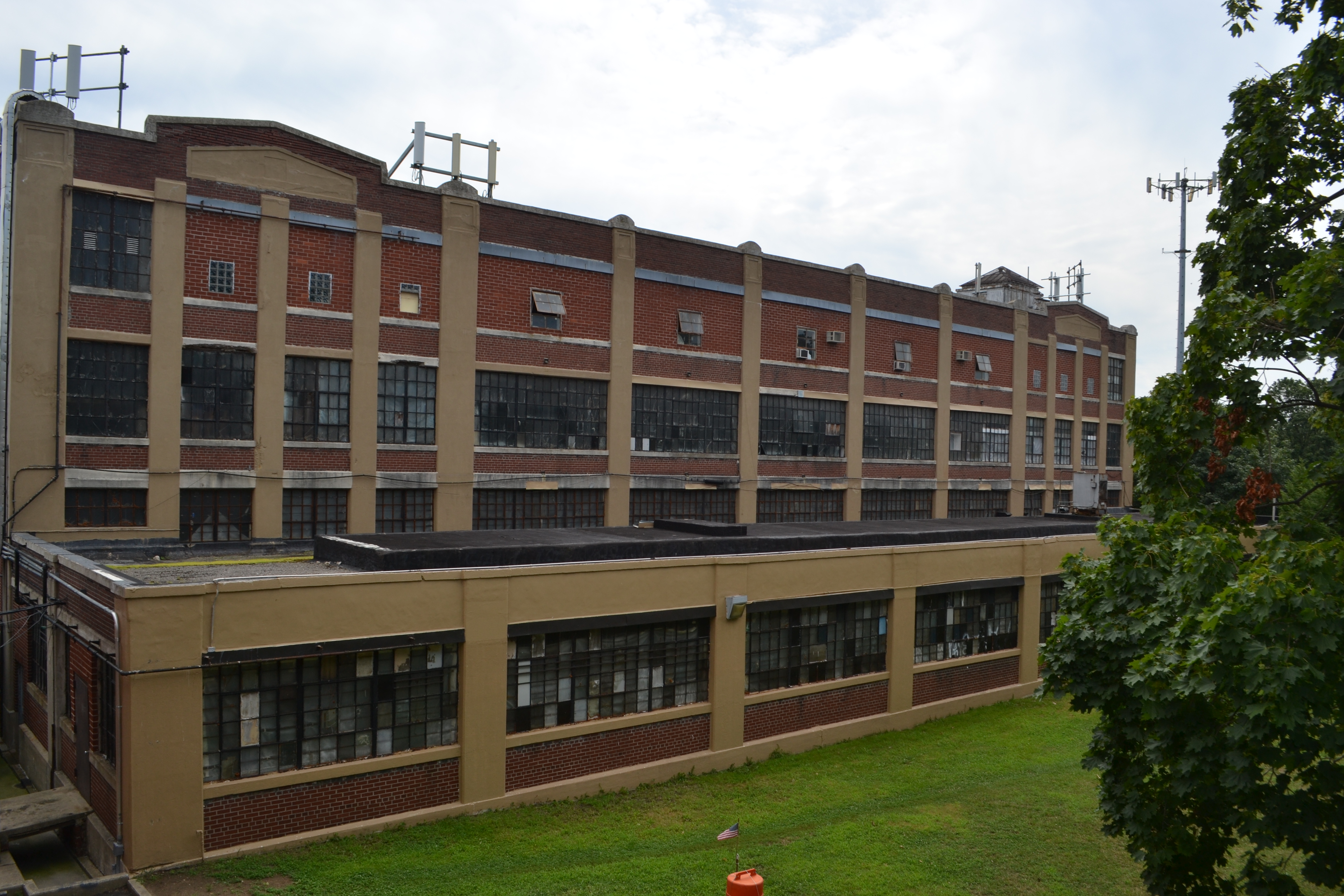 Buildings Department OKs construction of Glendale homeless shelter