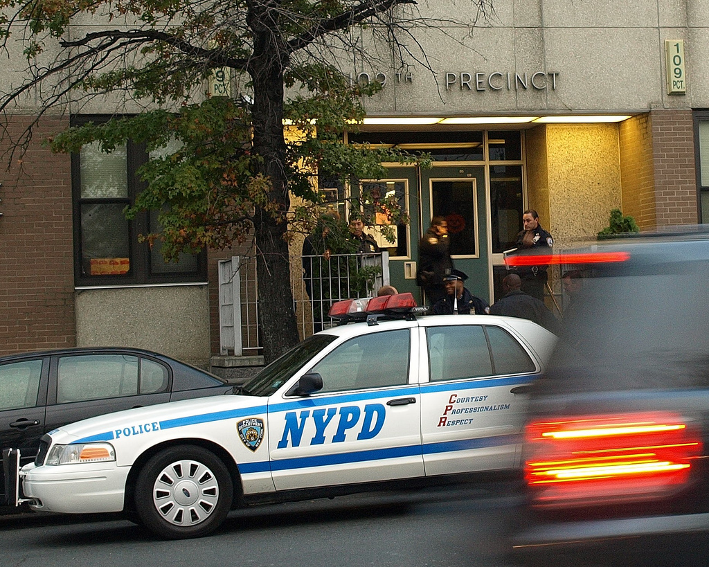 23 cops from Flushing’s 109th Precinct under investigation over bribery