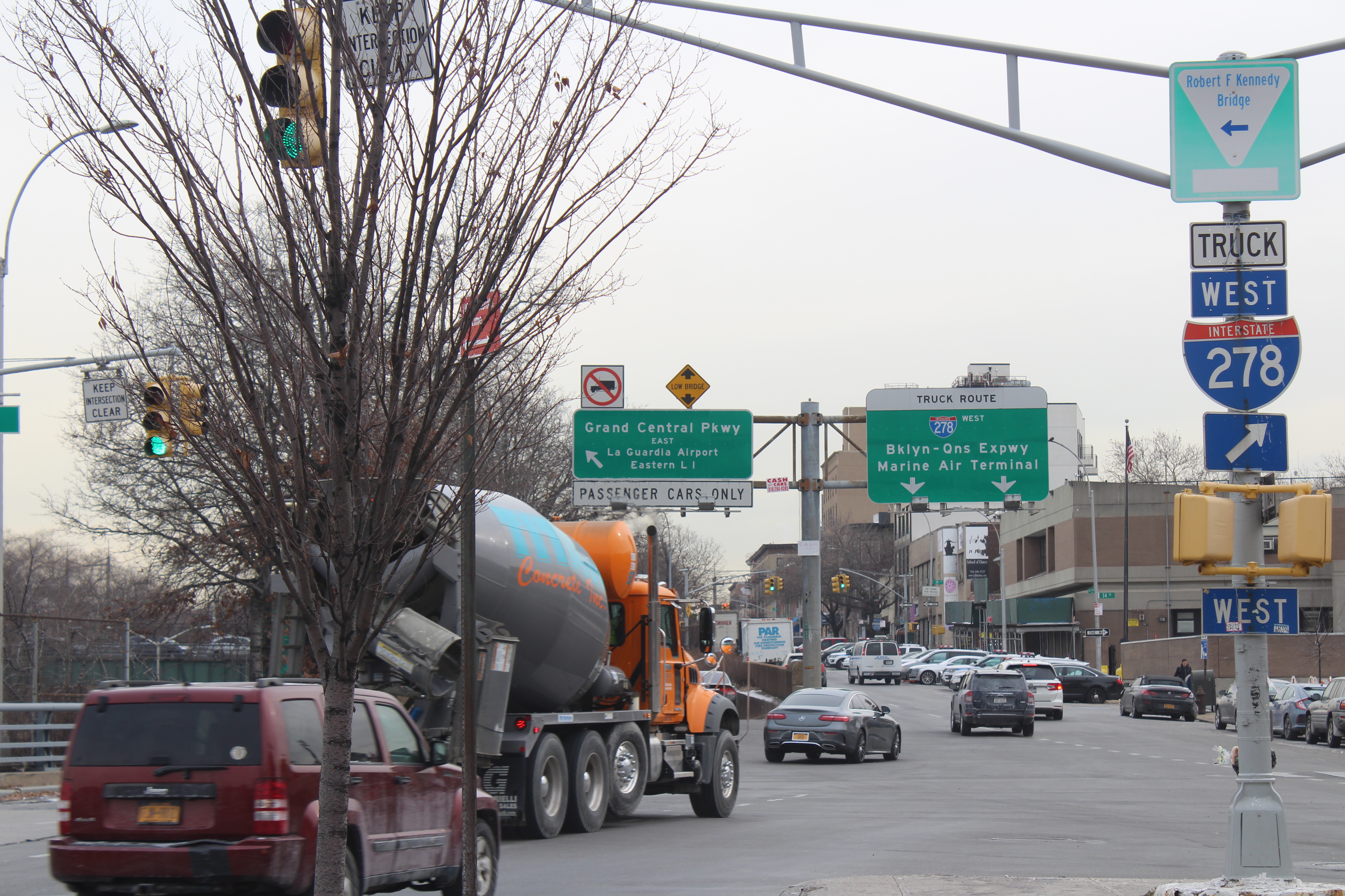 Trucks will be permitted on Grand Central Parkway in Astoria, ending