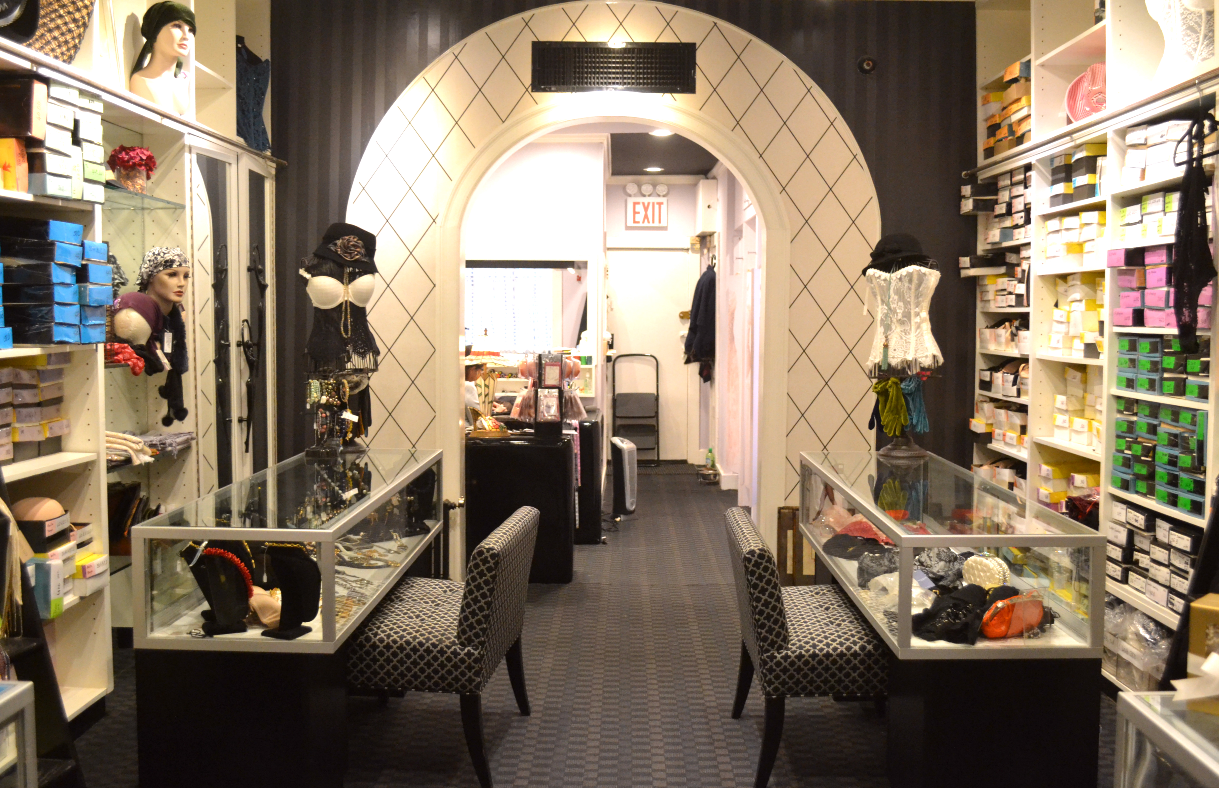 Yvette’s Lingerie owner reflects on nearly 30 years on Bell Boulevard