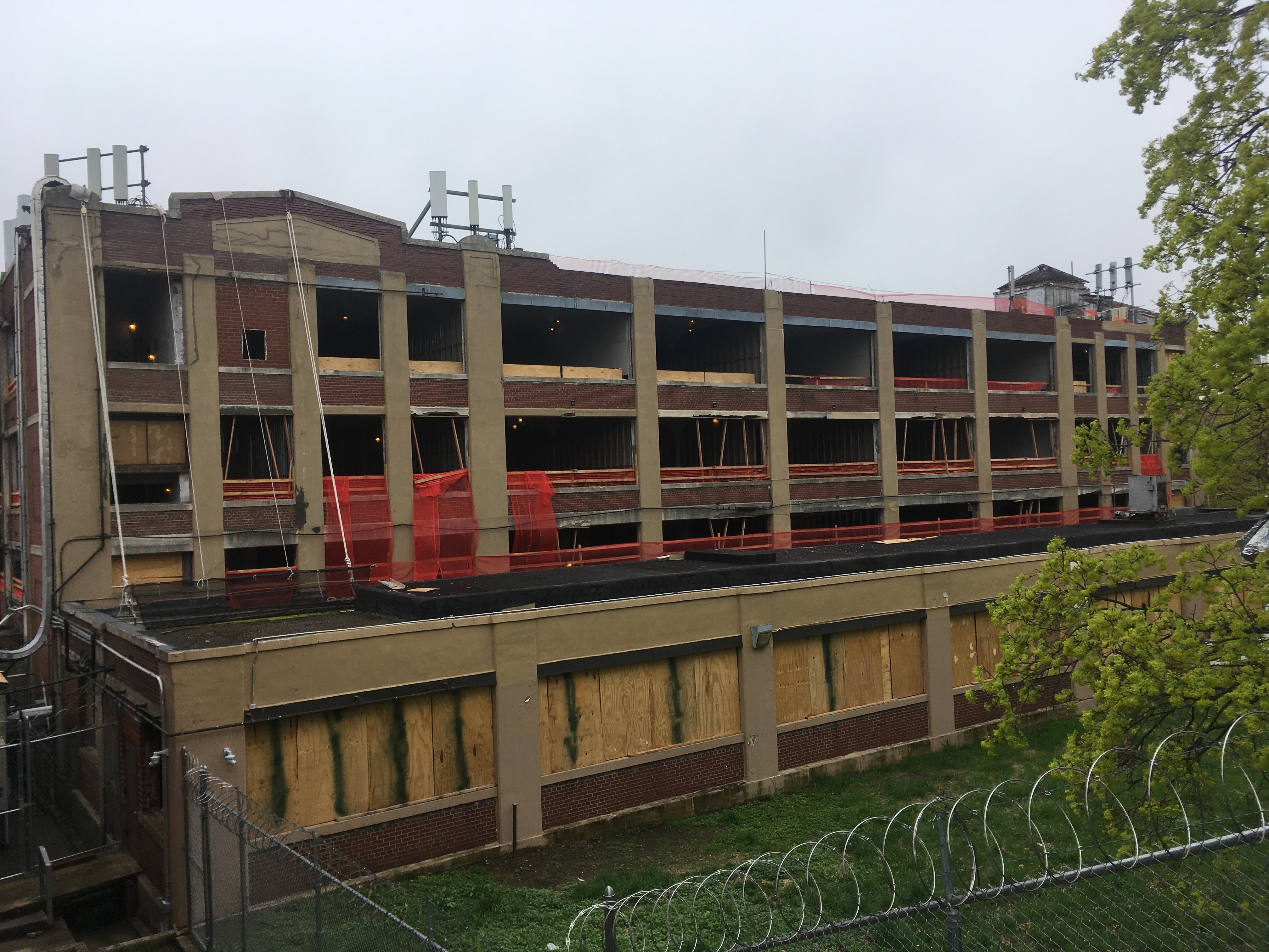 Cooper Avenue homeless shelter opens its doors in Glendale DHS