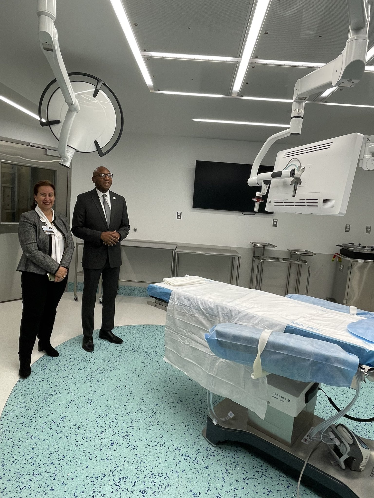 Elmhurst Hospital celebrates opening of new operating rooms with ribboncutting event QNS