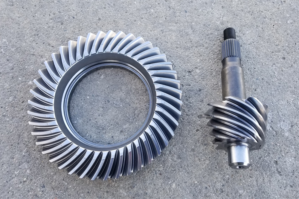 9 Inch Ford Gears 9" Ford Ring & Pinion ScallopCut REM 6.33