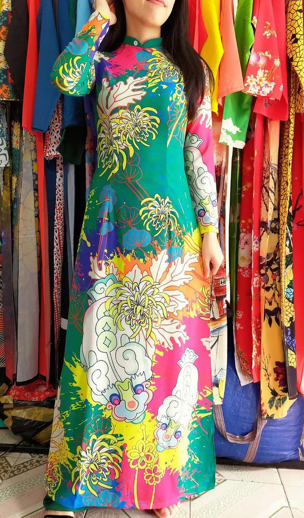 Is it illegal to wear a full body costume in public? I live in