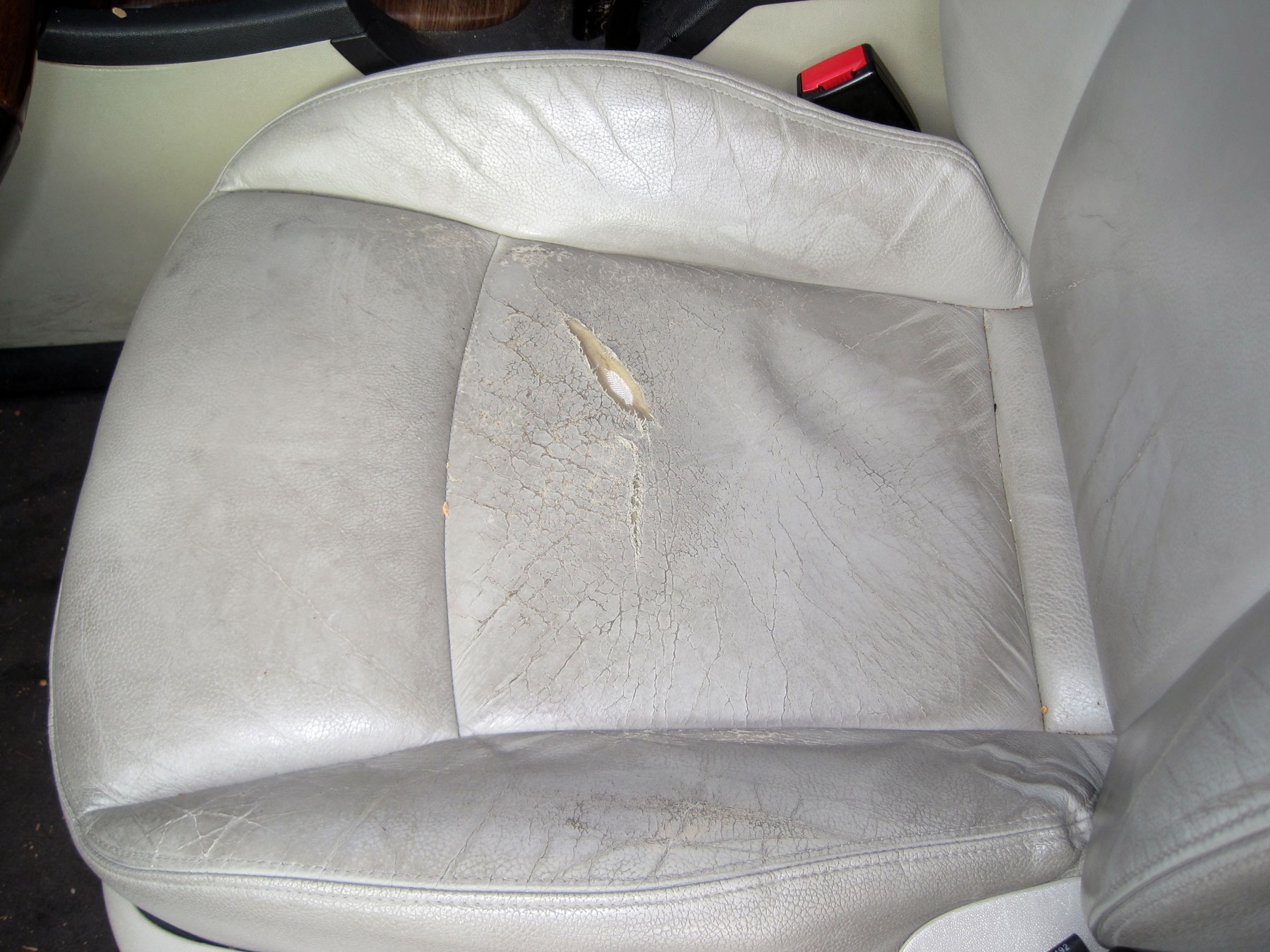 Learn about 134+ imagen how to repair tear in leather car seat In