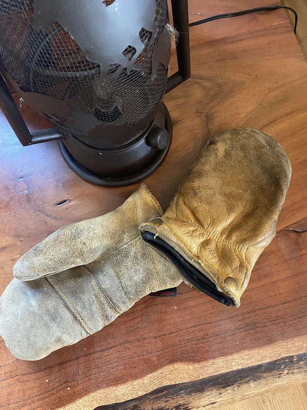 Which material makes the warmest winter gloves? Quora