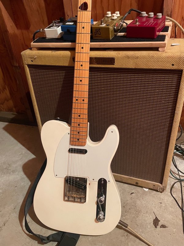 Why do people say Fender Telecasters are so versatile? What’s different about them? Quora