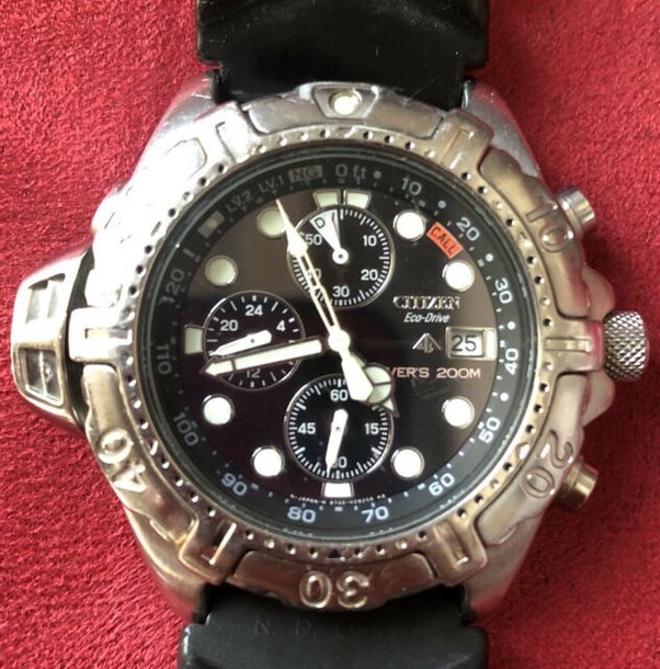 How to set a watch with 3 dials Quora