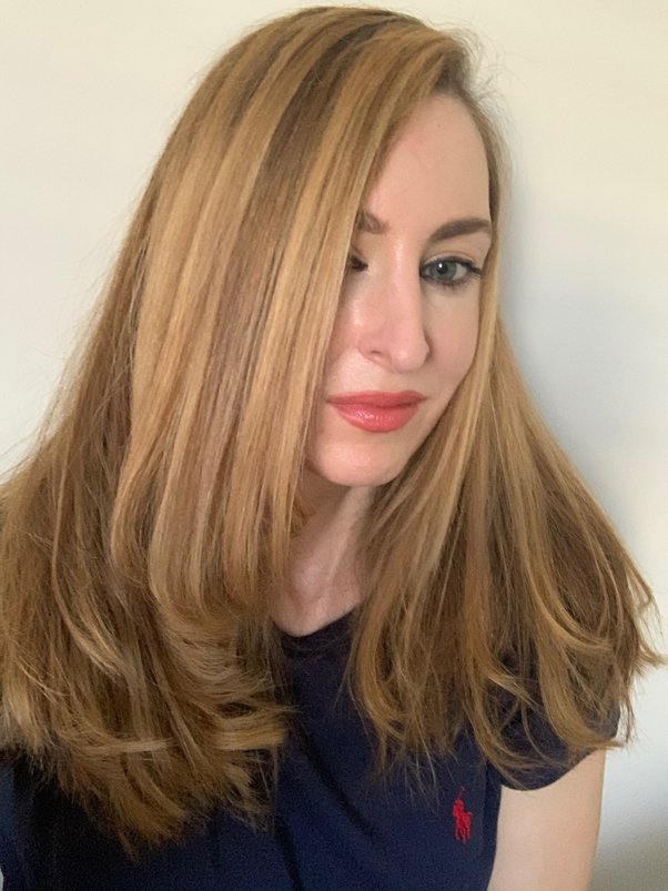 What Hair Style/Color Is Best Suited For My Round Face? - Quora